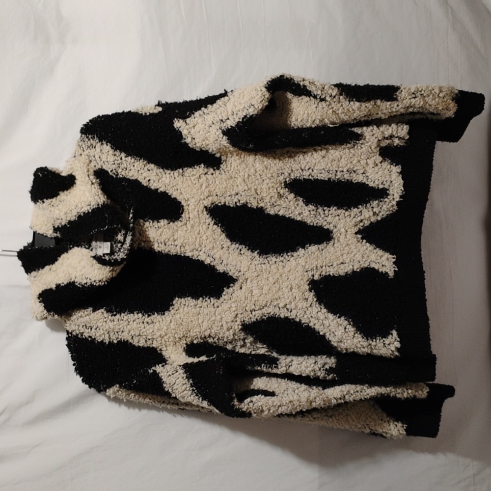 (BX11) SALE! Sandy Liang X Target Fuzzy Pullover Sweater W Hood Gently Worn